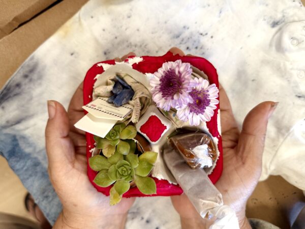 Mother's Day Curio Cartons